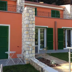 https://casaluna.hotelitalianriviera.com