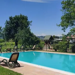 Gospodarstwo agroturystyczne L'albara - Wines, Pool &, Villaganzerla